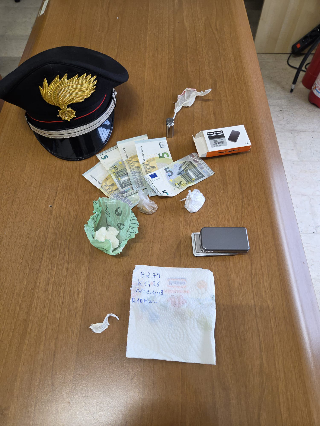 Pescara - I carabinieri arrestano una 59enne in via lago di Capestrano con l’accusa di spaccio
